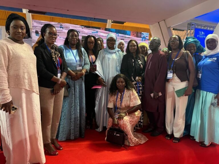 Photo de groupe au Salon international de l’aquaculture de Dakar, octobre 2026